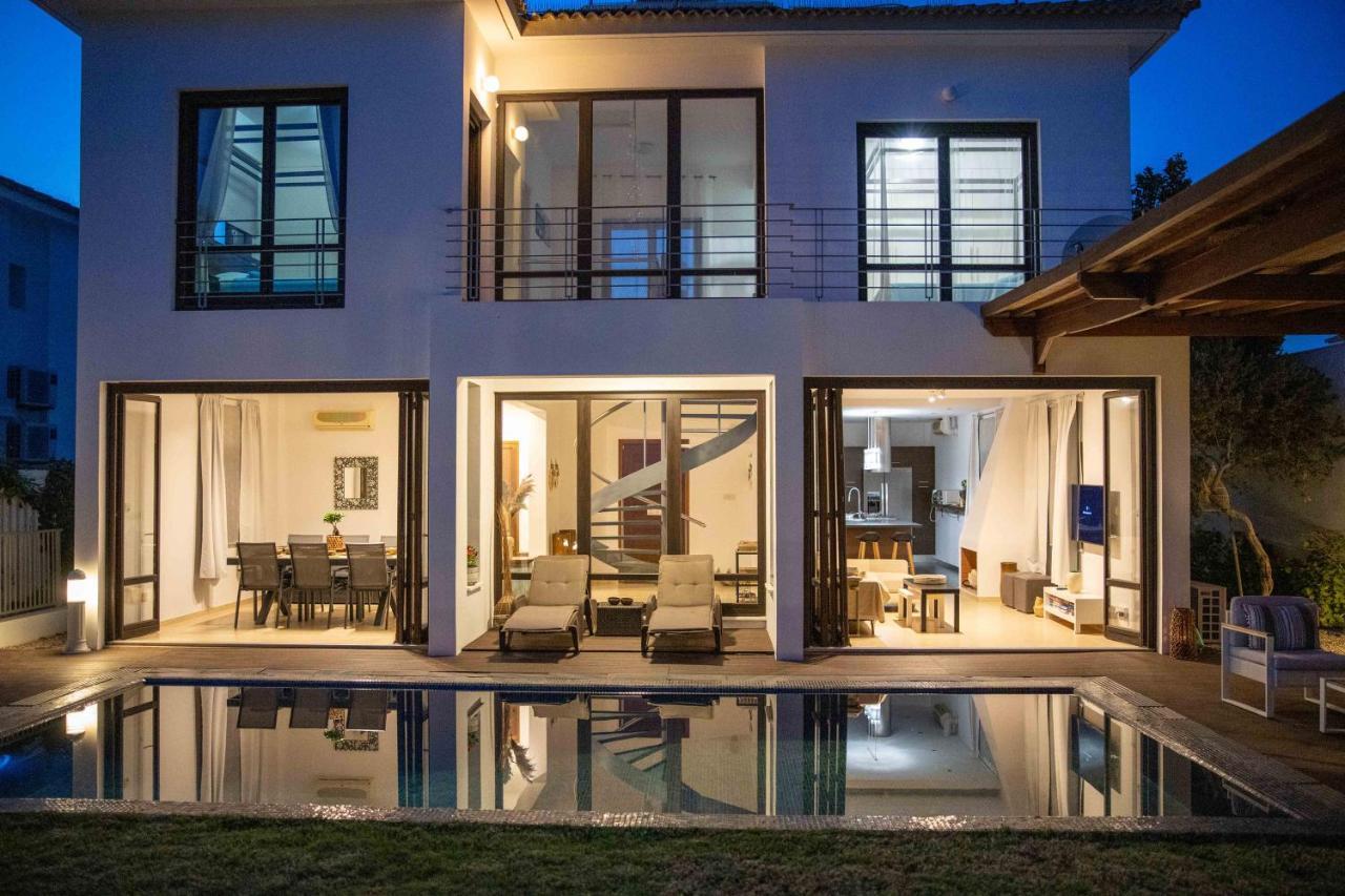 Villa Balinese Ayia Napa Esterno foto